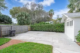 5301 N Flagler Dr, West Palm Beach, FL 33407 - Photo 14