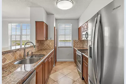 616 Clearwater Park Road #913, West Palm Beach, FL 33401 - Photo 10