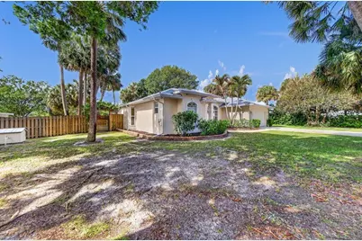 612 SE 6th Street, Stuart, FL 34994 - Photo 8