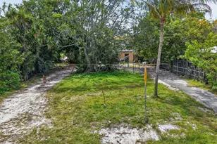 600 Allen Ave, Delray Beach, FL 33483 - Photo 2