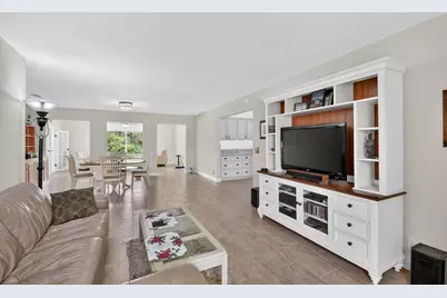 1262 Essex Drive, Wellington, FL 33414 - Photo 4
