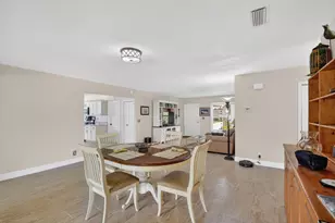 1262 Essex Dr, Wellington, FL 33414 - Photo 12