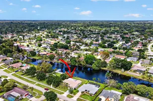 1262 Essex Dr, Wellington, FL 33414 - Photo 36