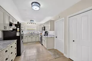 1262 Essex Dr, Wellington, FL 33414 - Photo 14