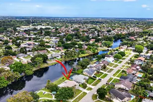 1262 Essex Dr, Wellington, FL 33414 - Photo 70