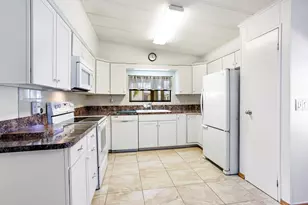 48014 Jaruco Bay, Boynton Beach, FL 33436 - Photo 4