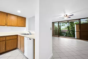 2811 SW 87th Terrace, Davie, FL 33328 - Photo 6