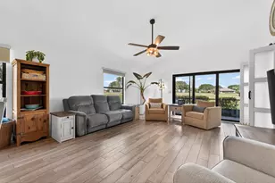 6757 SE Yorktown Dr, Hobe Sound, FL 33455 - Photo 4