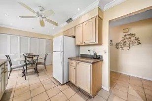 21875 Arriba Real, Boca Raton, FL 33433 - Photo 14