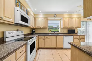 21875 Arriba Real, Boca Raton, FL 33433 - Photo 10