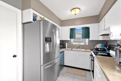 956 SE Browning Avenue, Port Saint Lucie, FL 34983 - Photo 22