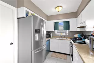 956 SE Browning Ave, Port Saint Lucie, FL 34983 - Photo 22