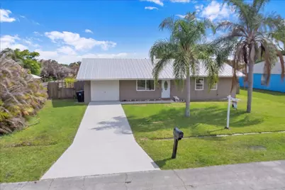 956 SE Browning Avenue, Port Saint Lucie, FL 34983 - Photo 2