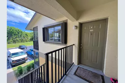 588 Trace Circle #203, Deerfield Beach, FL 33441 - Photo 10