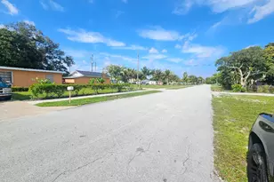 800 NW 1st St, Delray Beach, FL 33444 - Photo 2