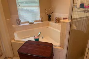 925 SW Worcester Ln SW, Port Saint Lucie, FL 34953 - Photo 22