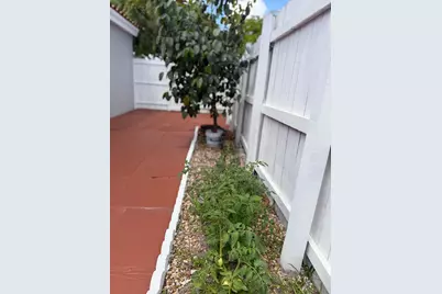 1674 NE 169th Street, North Miami Beach, FL 33162 - Photo 20