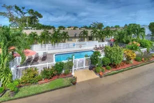 221 SE 9th Ave, Pompano Beach, FL 33060 - Photo 10