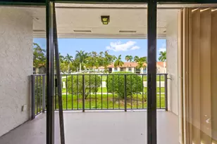 1445 Lake Crystal Dr, West Palm Beach, FL 33411 - Photo 2