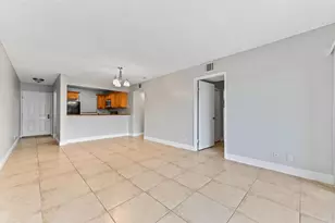 1445 Lake Crystal Dr, West Palm Beach, FL 33411 - Photo 8