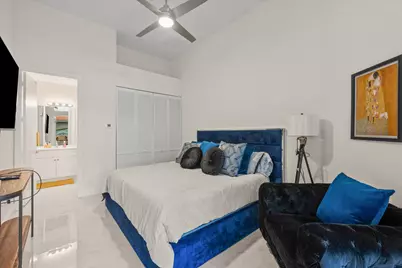 10891 Fairmont Village Drive, Wellington, FL 33449 - Photo 20