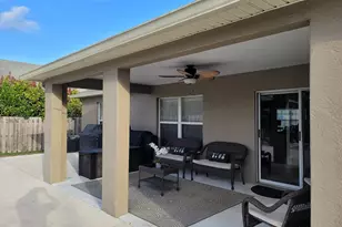501 SW Fifer Ave, Port Saint Lucie, FL 34953 - Photo 18