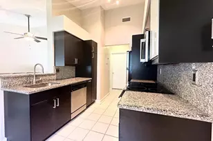 9202 NW 9th Pl, Plantation, FL 33324 - Photo 8