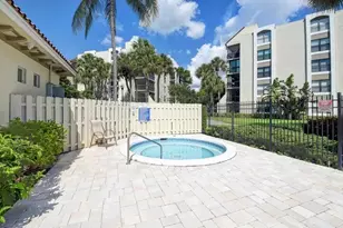 1915 Lavers Cir, Delray Beach, FL 33444 - Photo 20