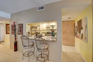 1915 Lavers Cir, Delray Beach, FL 33444 - Photo 2