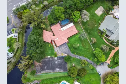 9351 NW 44th Place, Coral Springs, FL 33065 - Photo 38