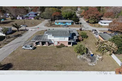 802 N 15th Street, Fort Pierce, FL 34950 - Photo 1