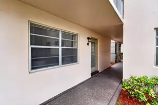 349 Capri, Delray Beach, FL 33484 - Photo 14
