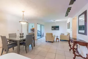 9819 NW 3rd Ct, Plantation, FL 33324 - Photo 4