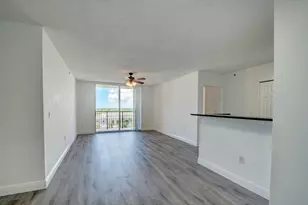 651 Okeechobee Blvd, West Palm Beach, FL 33401 - Photo 2