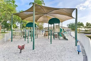 1353 Canary Island Dr, Weston, FL 33327 - Photo 46