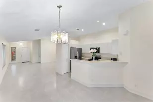 1353 Canary Island Dr, Weston, FL 33327 - Photo 6