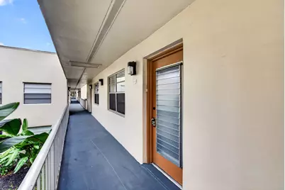 190 Piedmont D, Delray Beach, FL 33484 - Photo 2