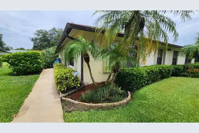 1603 Laurel Leaf Lane #A, Fort Pierce, FL 34950 - Photo 4