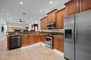 5102 Artesa Way W, Palm Beach Gardens, FL 33418 - Photo 1