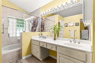 25 Wyndham Ln, Palm Beach Gardens, FL 33418 - Photo 24