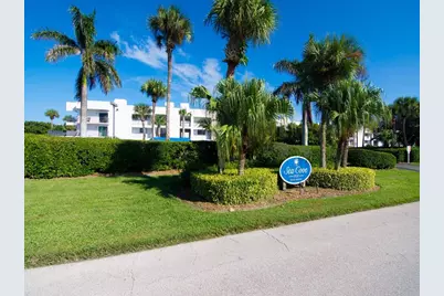 1700 Ocean Drive #306, Vero Beach, FL 32963 - Photo 2