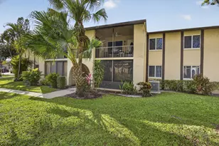 301 Pine Ridge Cir, Greenacres, FL 33463 - Photo 24