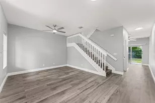 205 S Santa Catalina Cir, North Lauderdale, FL 33068 - Photo 4