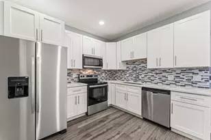 205 S Santa Catalina Cir, North Lauderdale, FL 33068 - Photo 10
