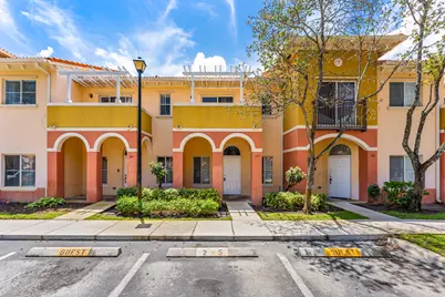 205 S Santa Catalina Circle #205, North Lauderdale, FL 33068 - Photo 1