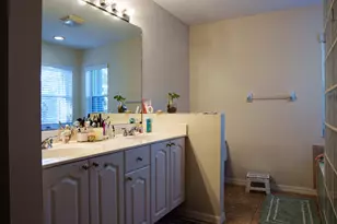 8058 Via Hacienda, Riviera Beach, FL 33418 - Photo 12