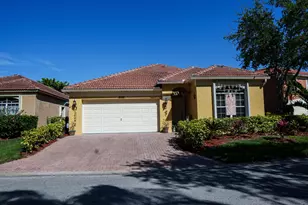 8058 Via Hacienda, Riviera Beach, FL 33418 - Photo 2