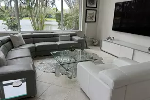 8263 N Lake Forest Dr, Davie, FL 33328 - Photo 14