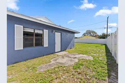 304 8th Avenue SW, Vero Beach, FL 32962 - Photo 22