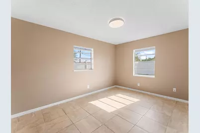 304 8th Avenue SW, Vero Beach, FL 32962 - Photo 16